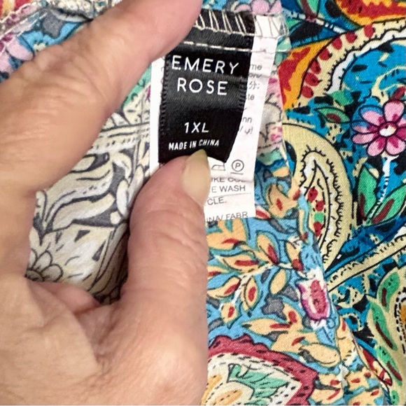 Emery Rose Blouse Ruffled Cap Sleeve Boho  Multicolor Paisley V Neck Top 1XL - Picture 7 of 10